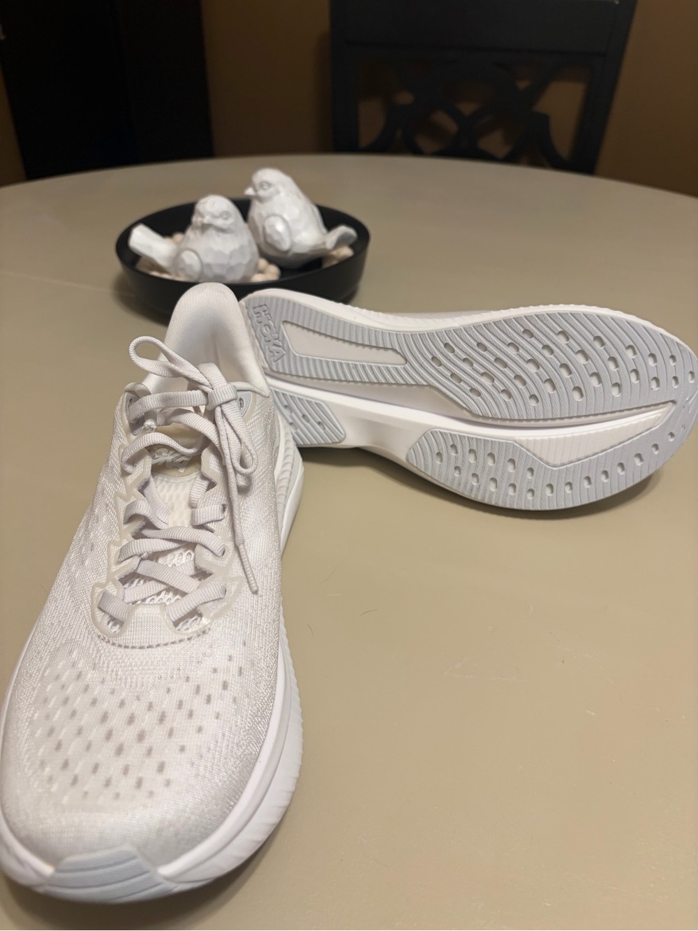 Hoka Women's Athletic Shoes White
NWT